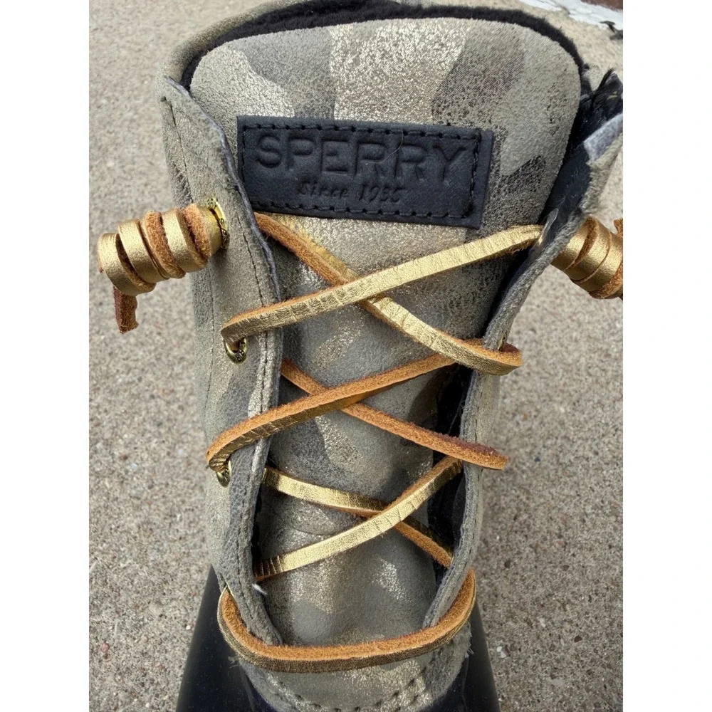 Sperry Saltwater Camo Duck Boots Womens Sz 10 Black Gold Metallic STS86694 Ankle